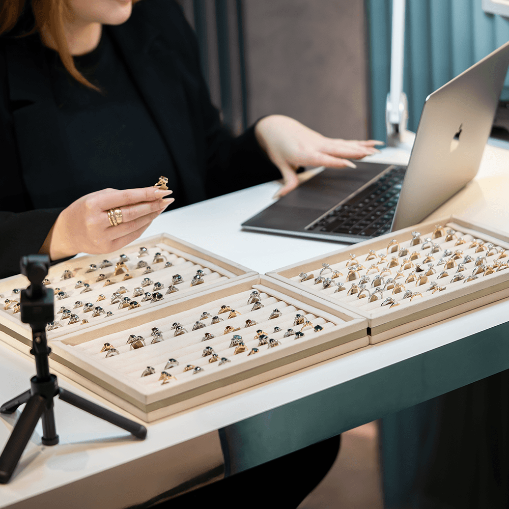 Online Consultation Computer