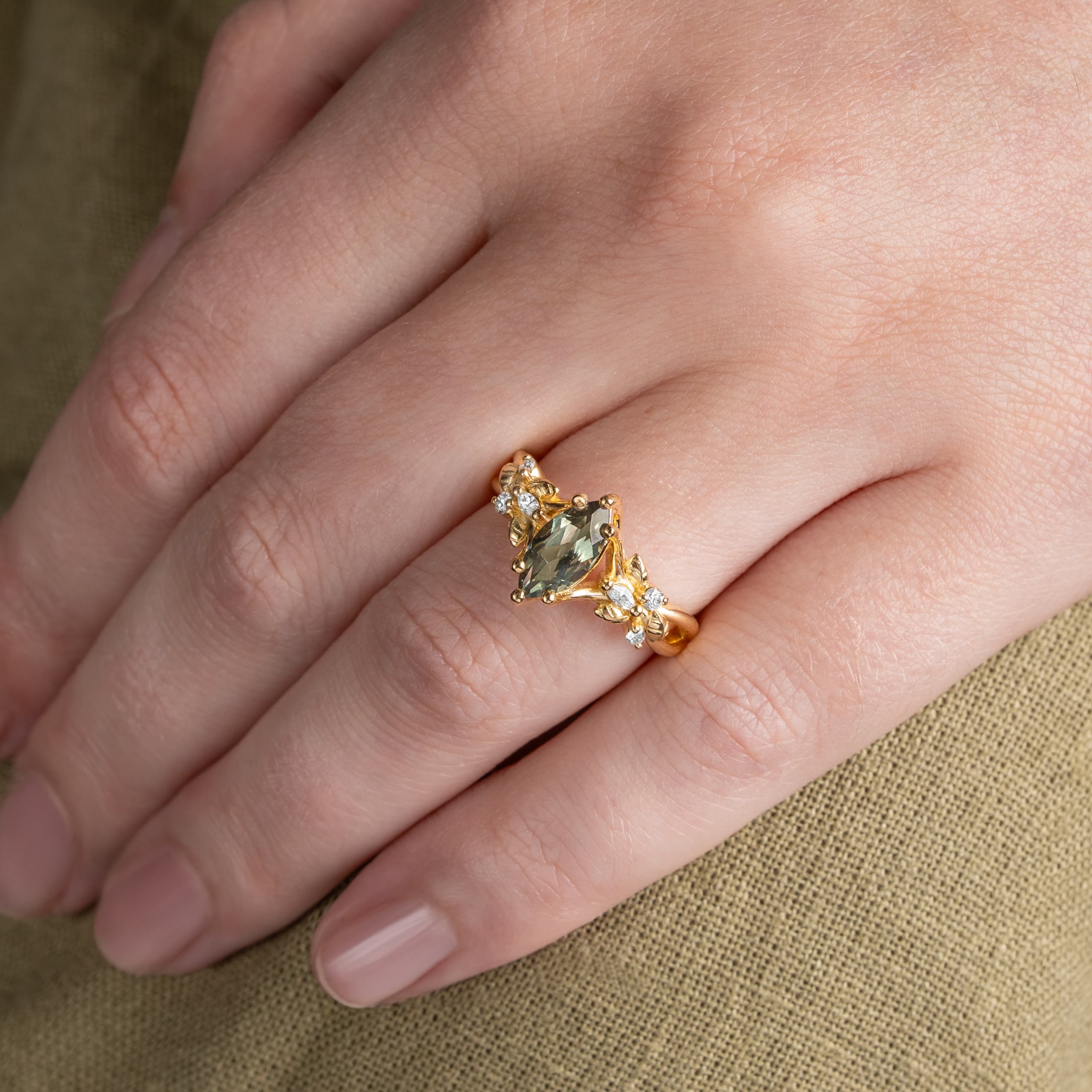 A spinel engagement ring from the Aardvark Jewellery collection