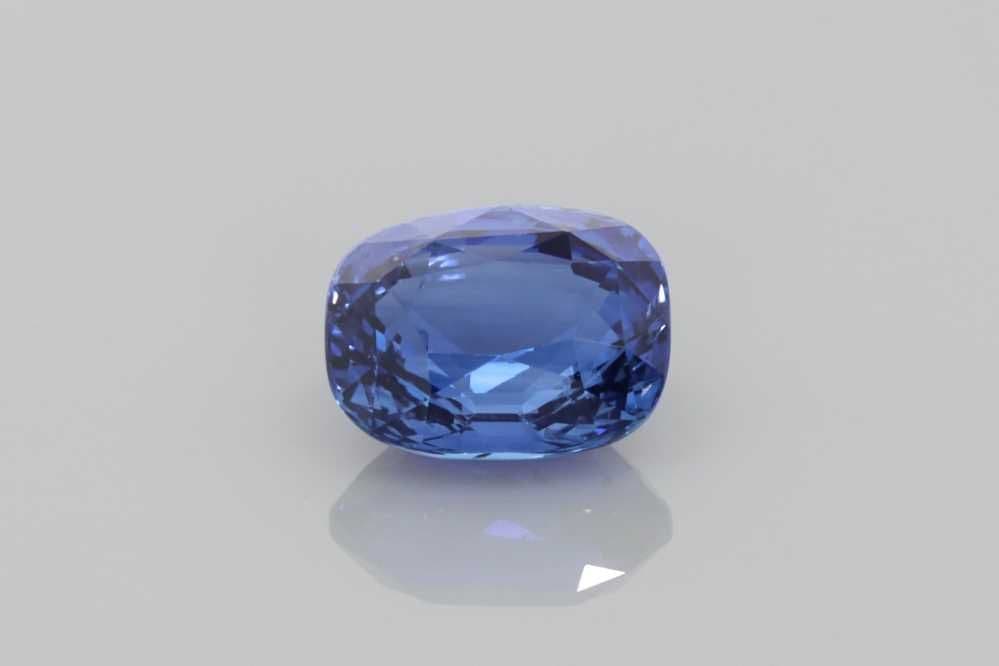 1.52ct Cushion Natural Sapphire