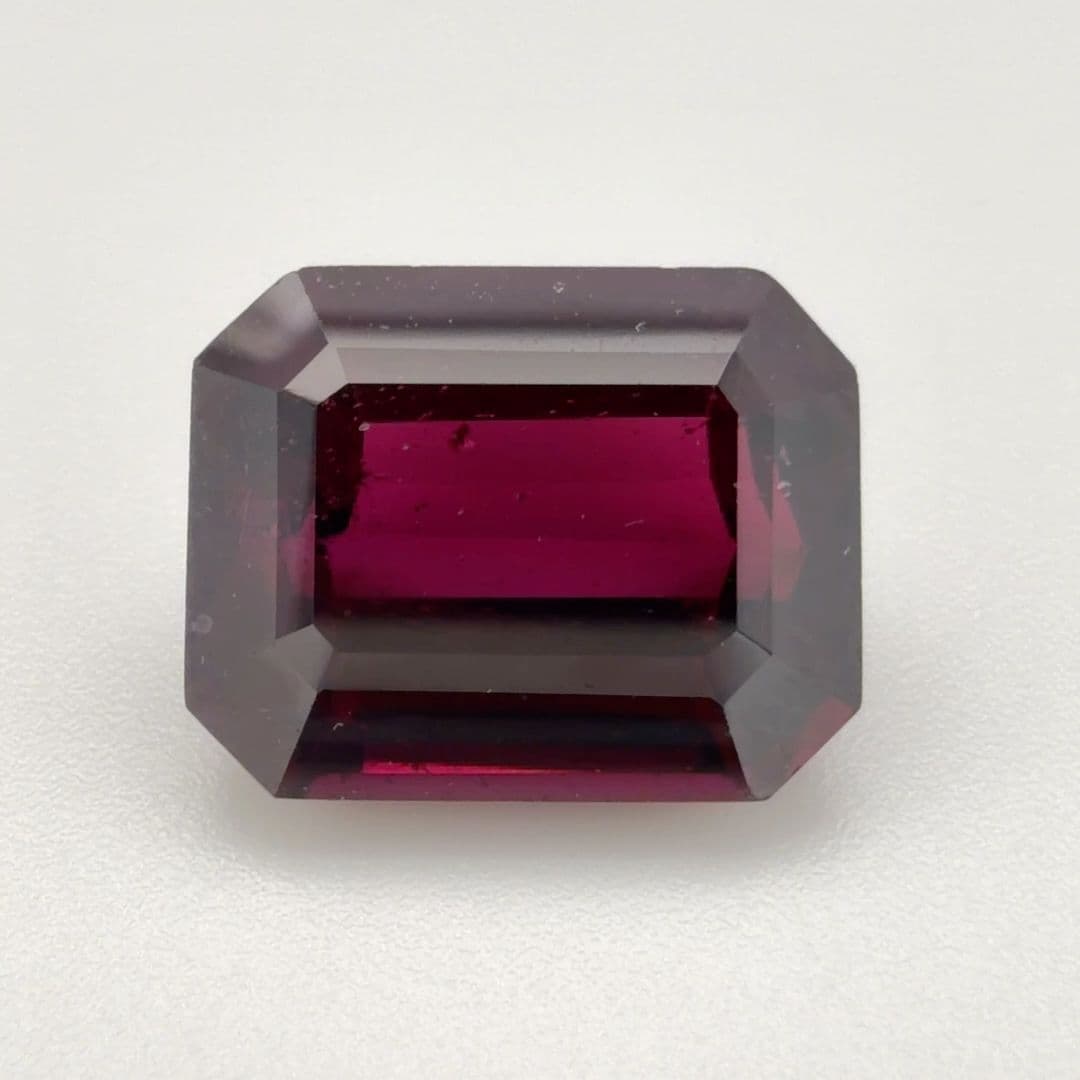 4.805ct Octagon Natural Garnet