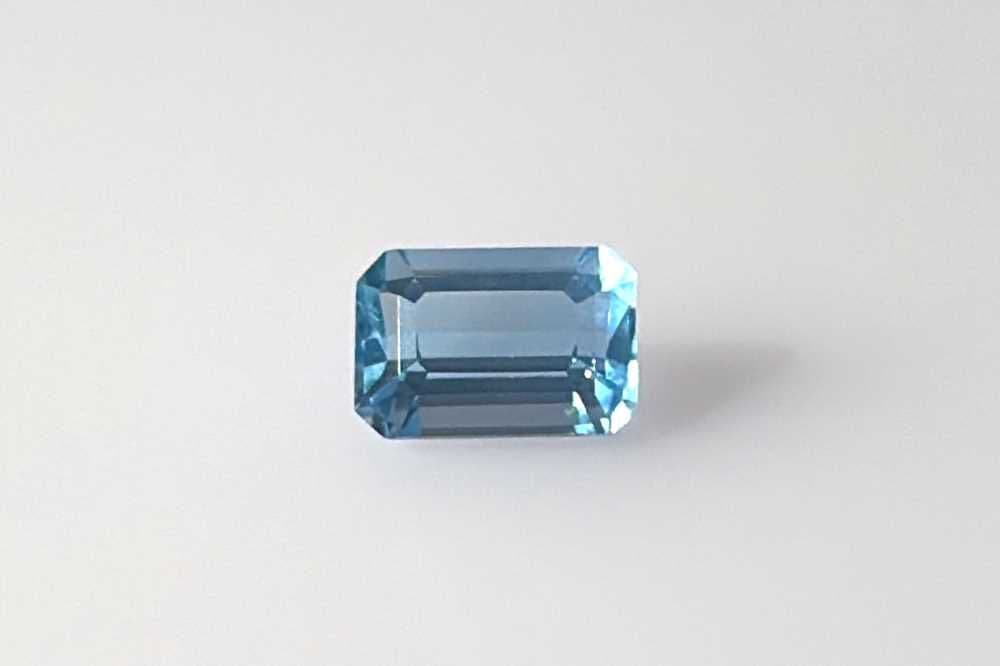 0.89ct Emerald-cut Natural Aquamarine