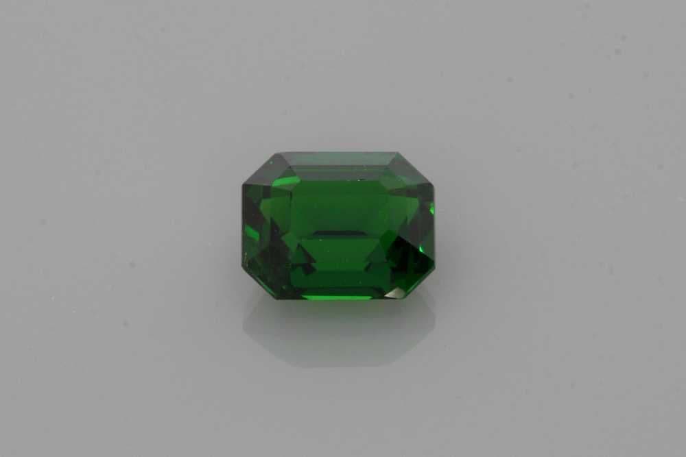 1.01ct Emerald-cut Natural Garnet