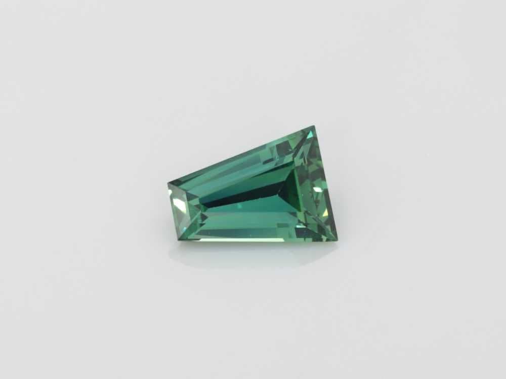1.07ct Baguette Natural Sapphire