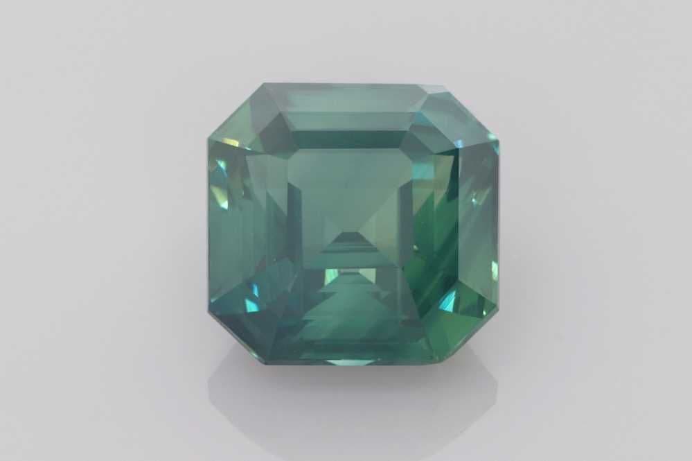 2.68ct Asscher Natural Sapphire