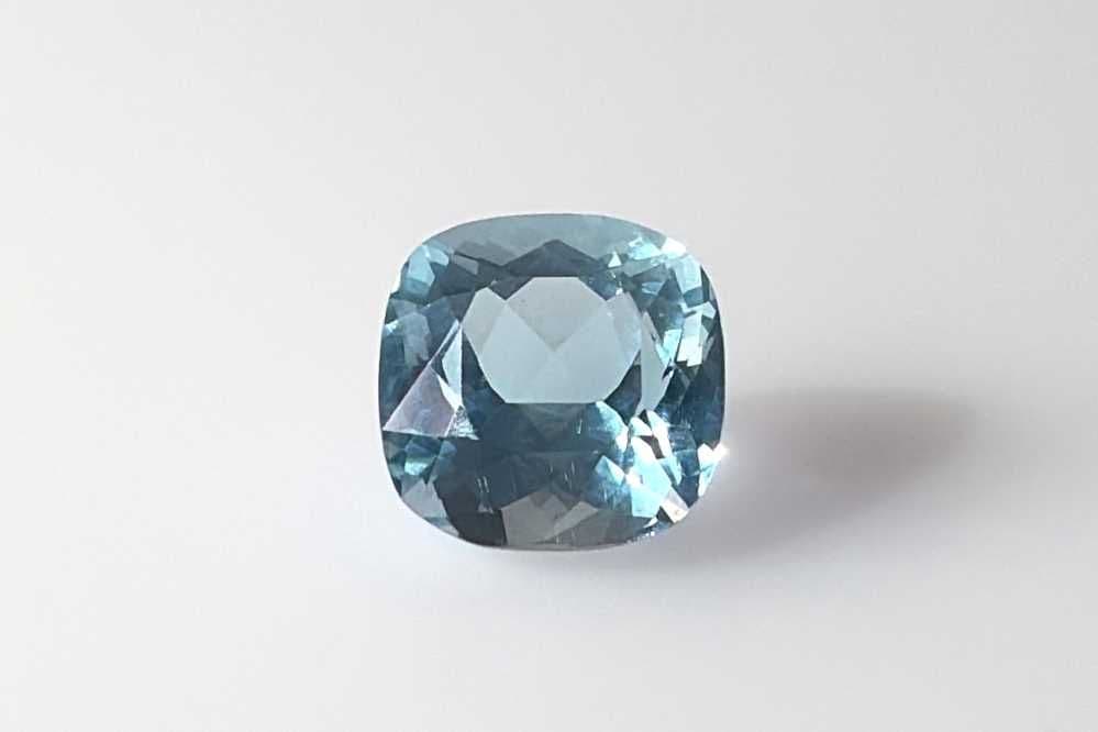 3.16ct Cushion Natural Aquamarine