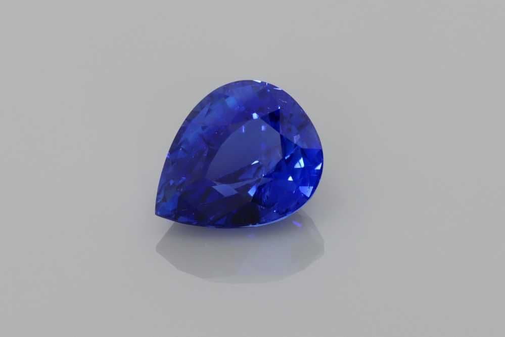 2.09ct Pear Natural Sapphire