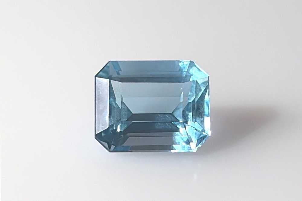 4.33ct Emerald-cut Natural Aquamarine
