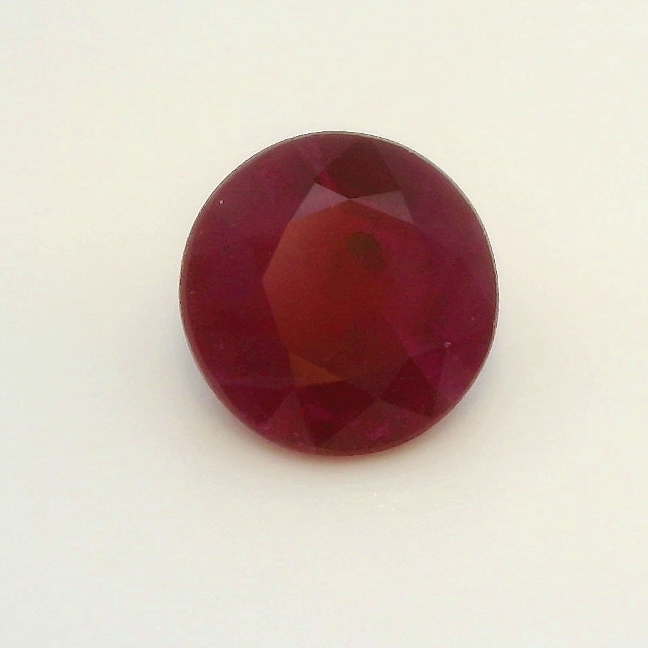1.72ct Round Natural Ruby