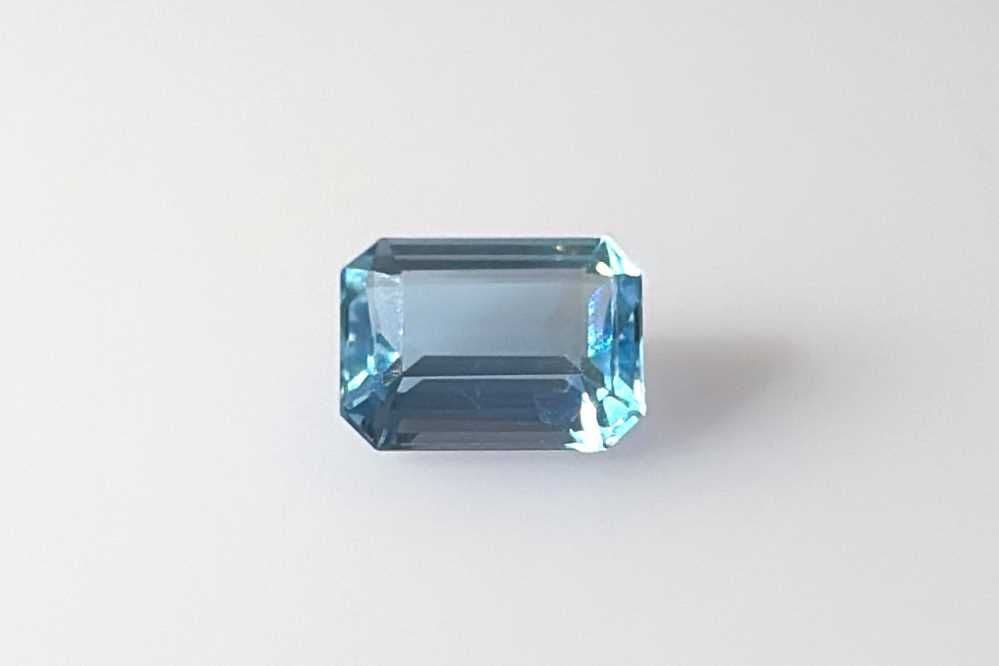 1.31ct Emerald-cut Natural Aquamarine