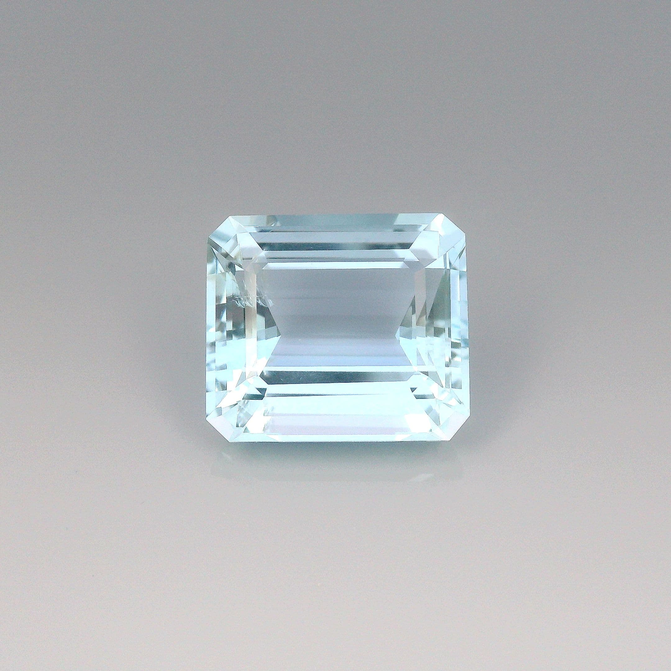 14.93ct Octagon Natural Aquamarine