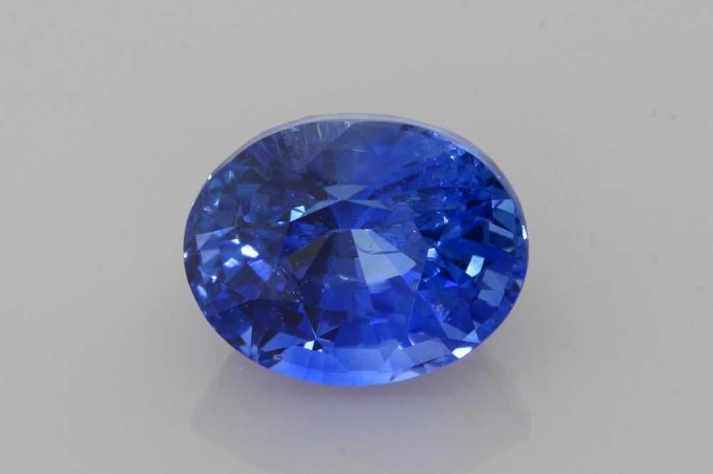 2.42ct Oval Natural Sapphire