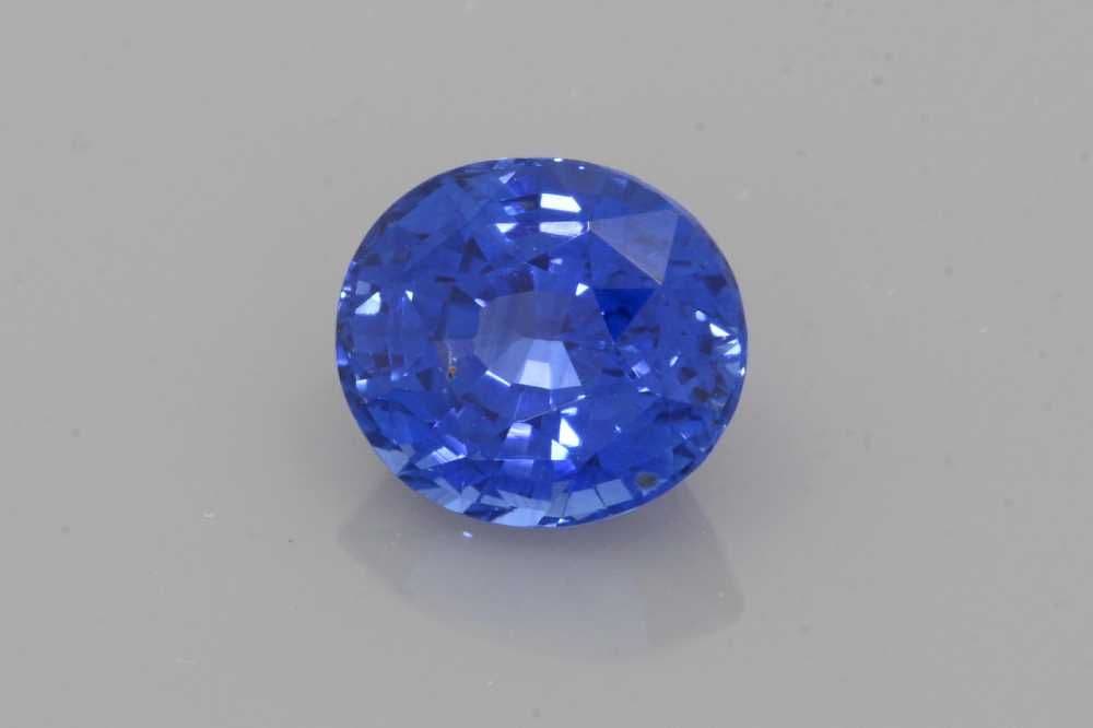 2.24ct Oval Natural Sapphire