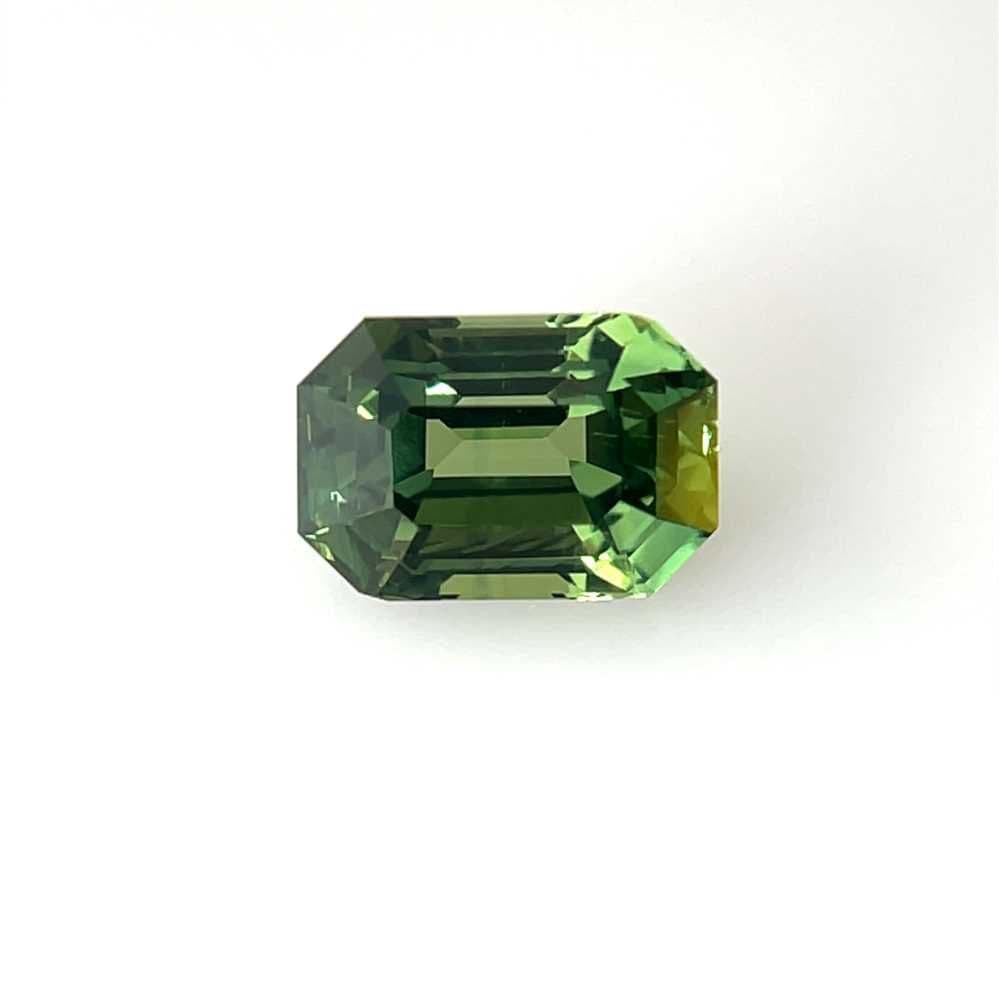 4.05ct Emerald-cut Natural Sapphire