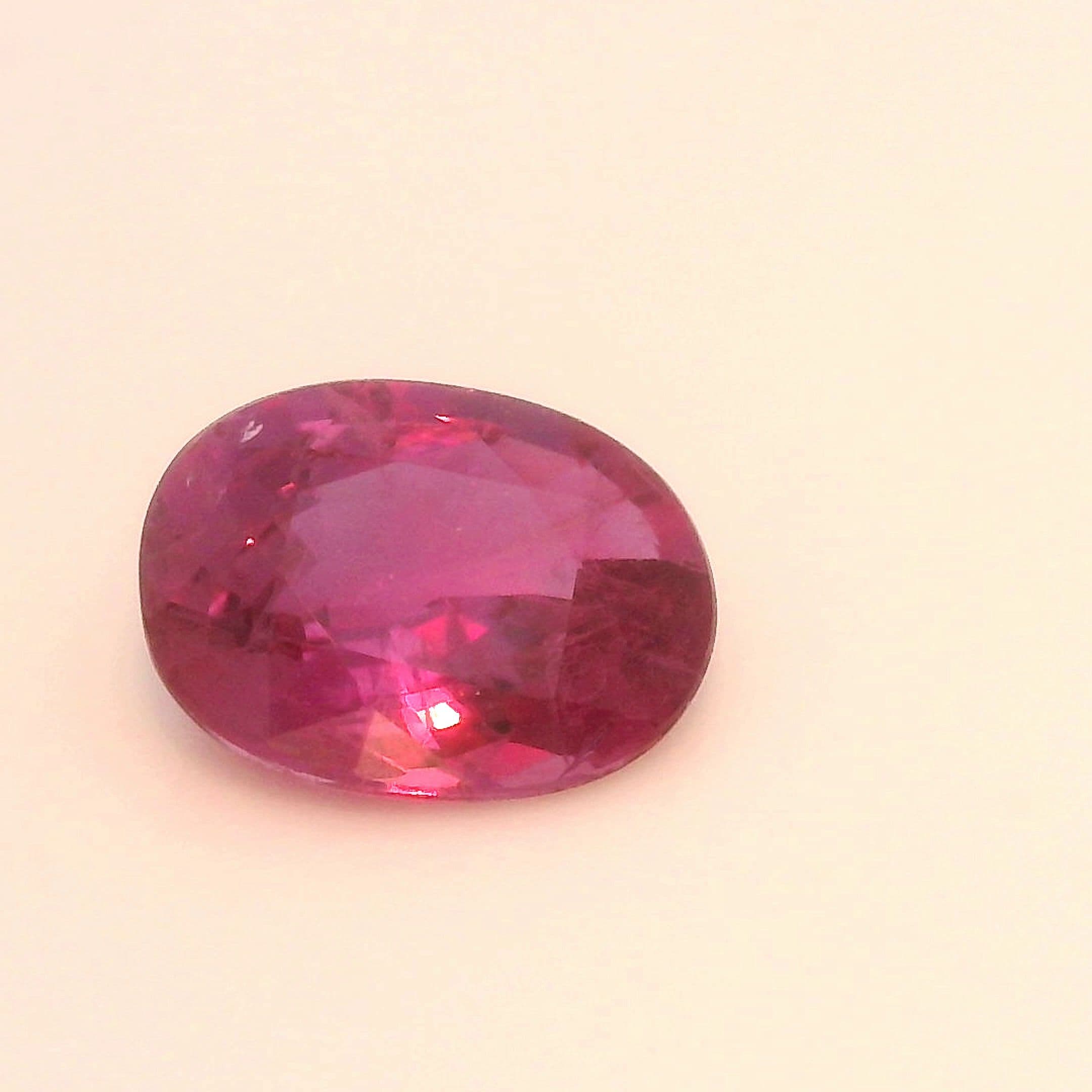 0.95ct Oval Natural Ruby