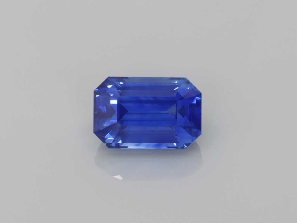 2.01ct Emerald-cut Natural Sapphire
