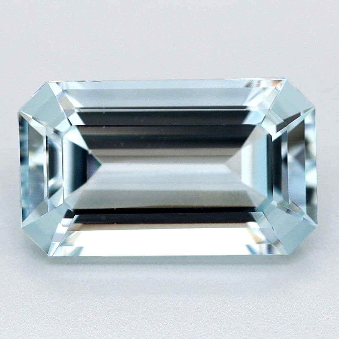 1.6ct Emerald-cut Natural Aquamarine