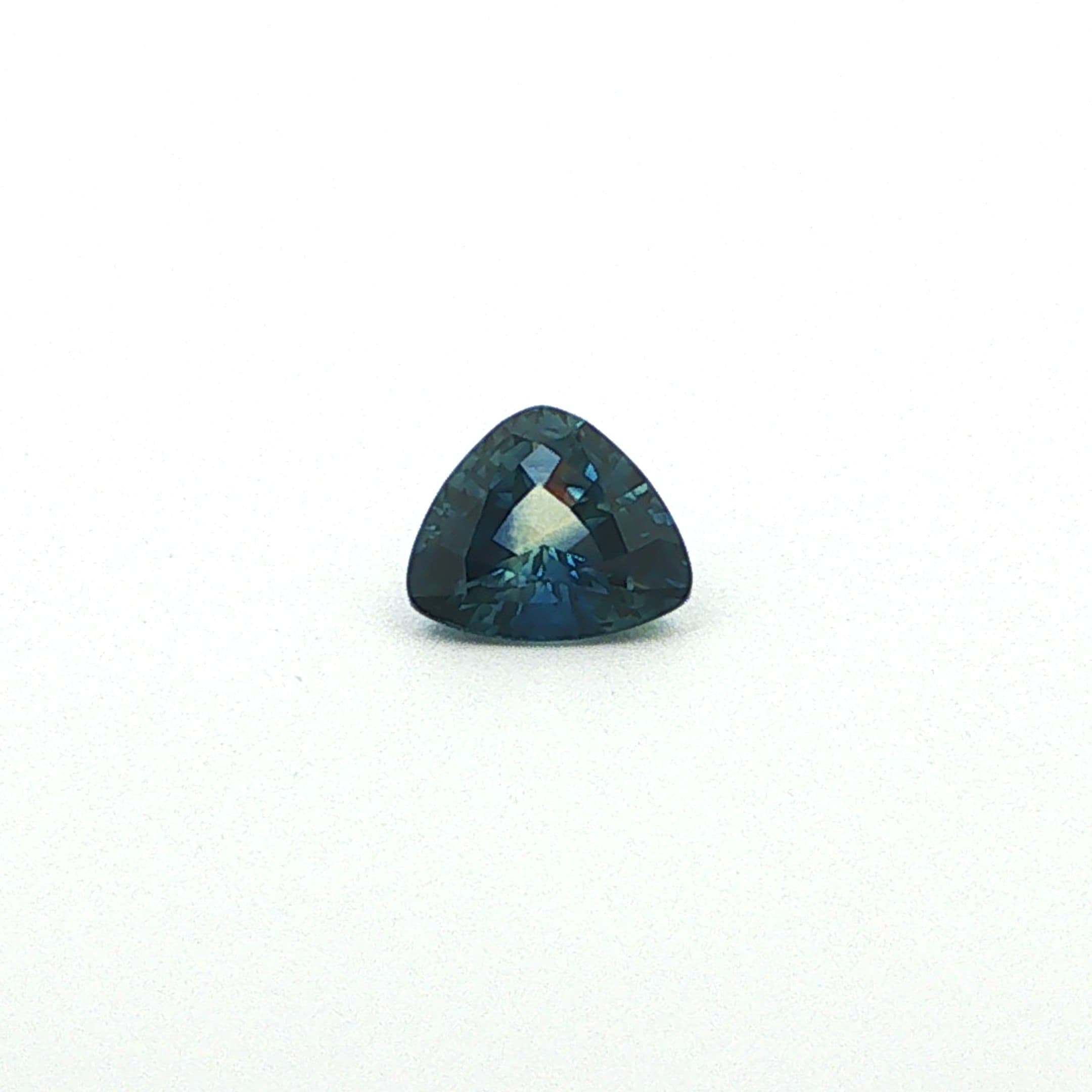 0.65ct Trilliant Natural Sapphire