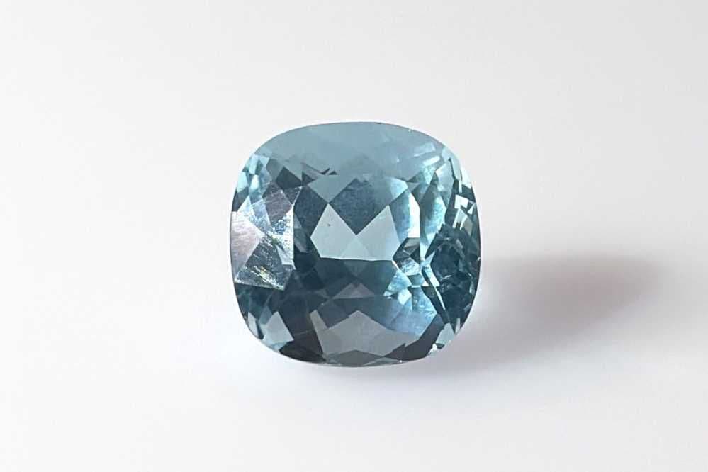 4.52ct Cushion Natural Aquamarine