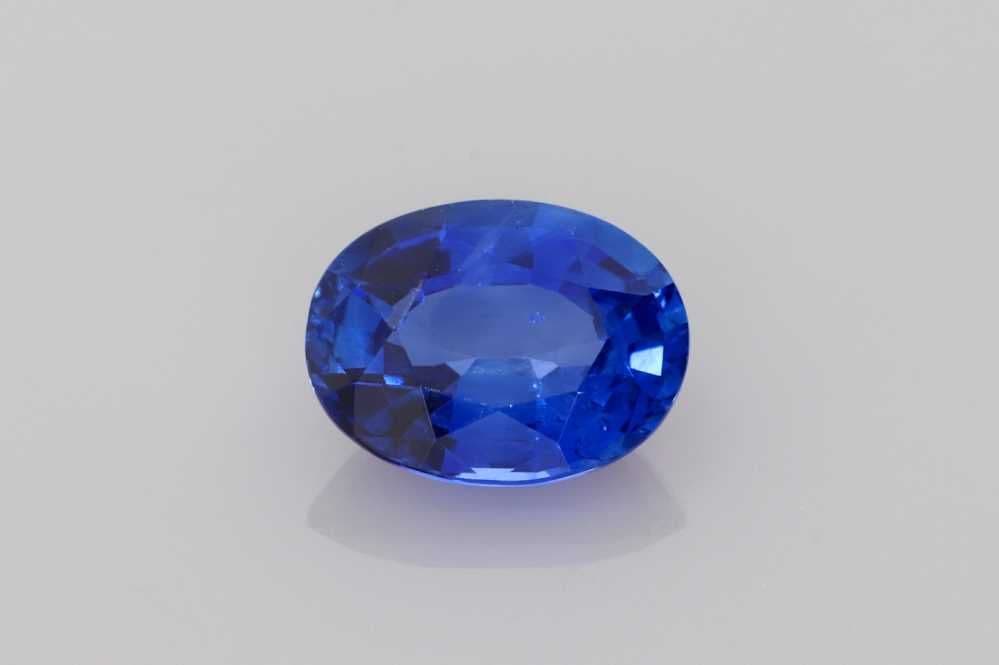 1.56ct Oval Natural Sapphire