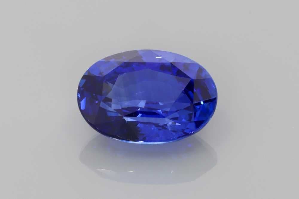 3.03ct Oval Natural Sapphire