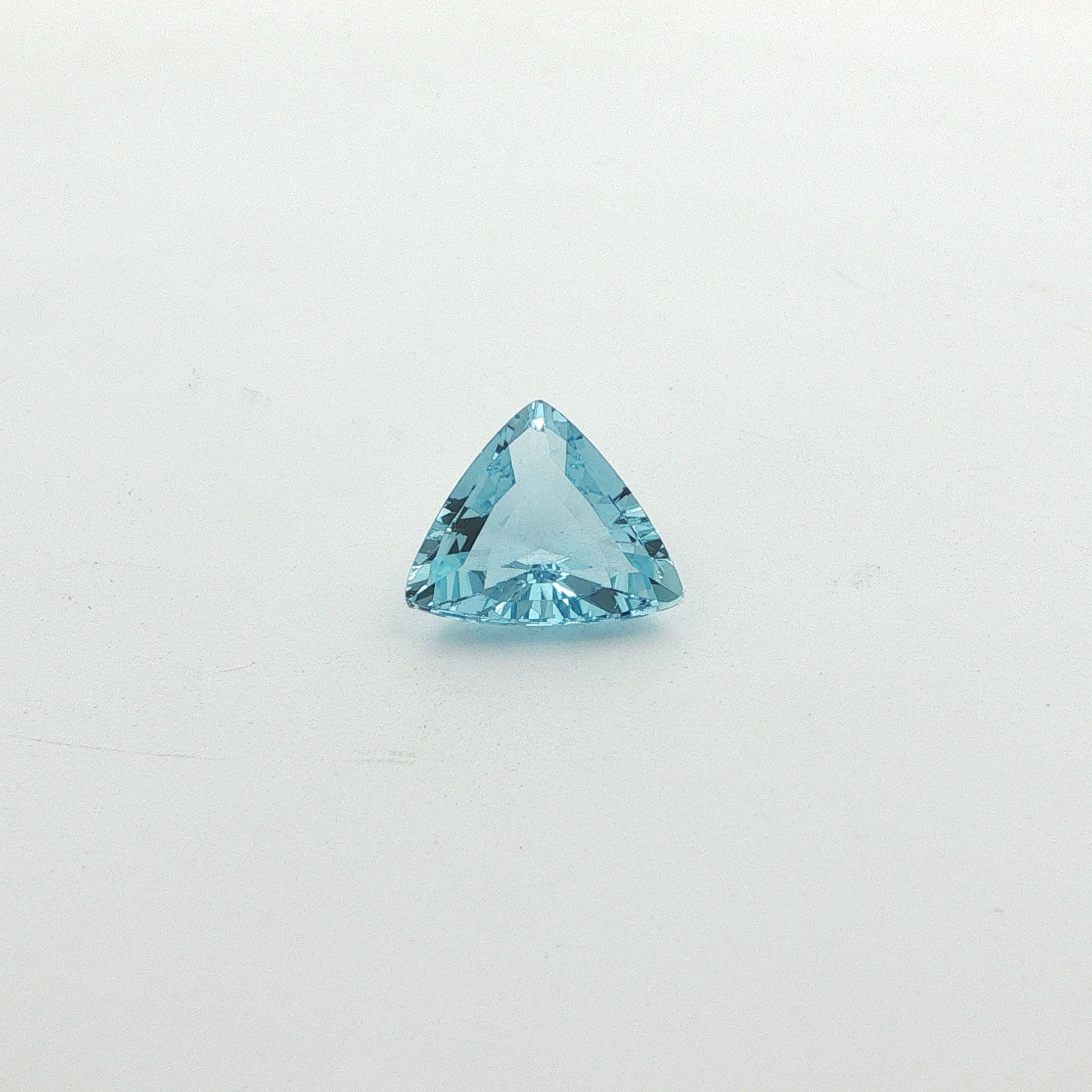 3.99ct Triangle Natural Aquamarine