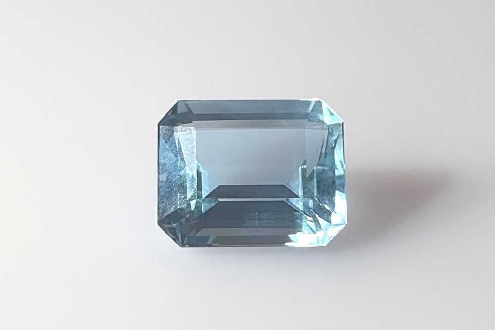 4.16ct Emerald-cut Natural Aquamarine