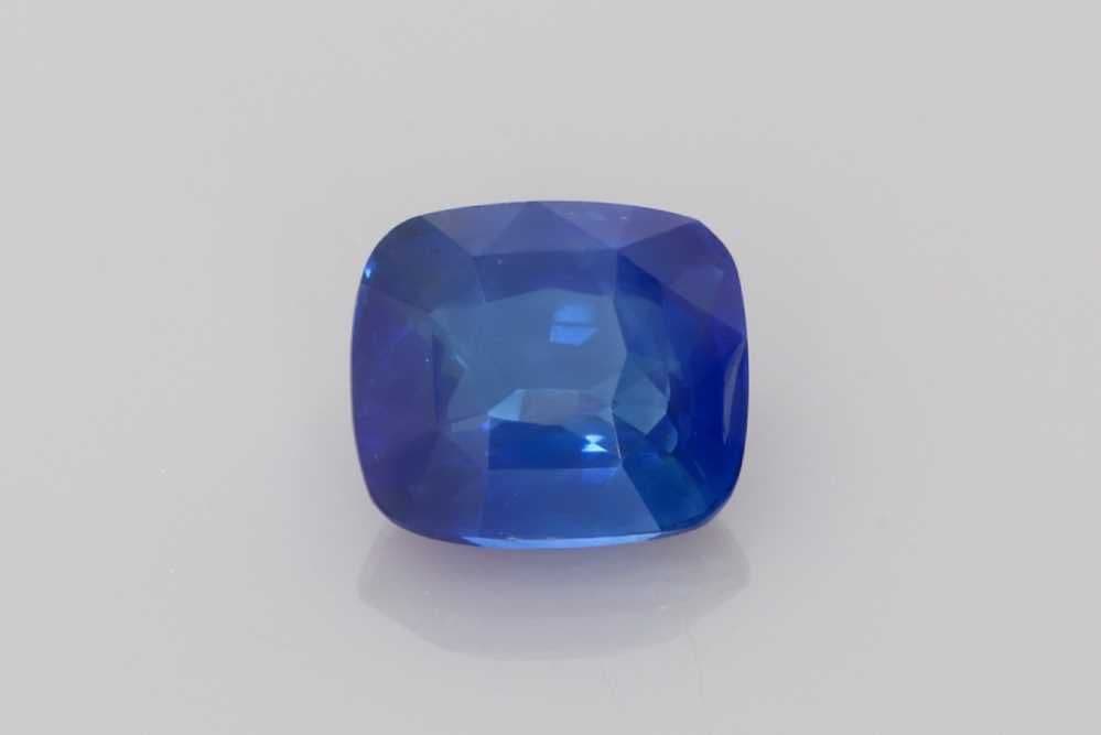 2.52ct Cushion Natural Sapphire