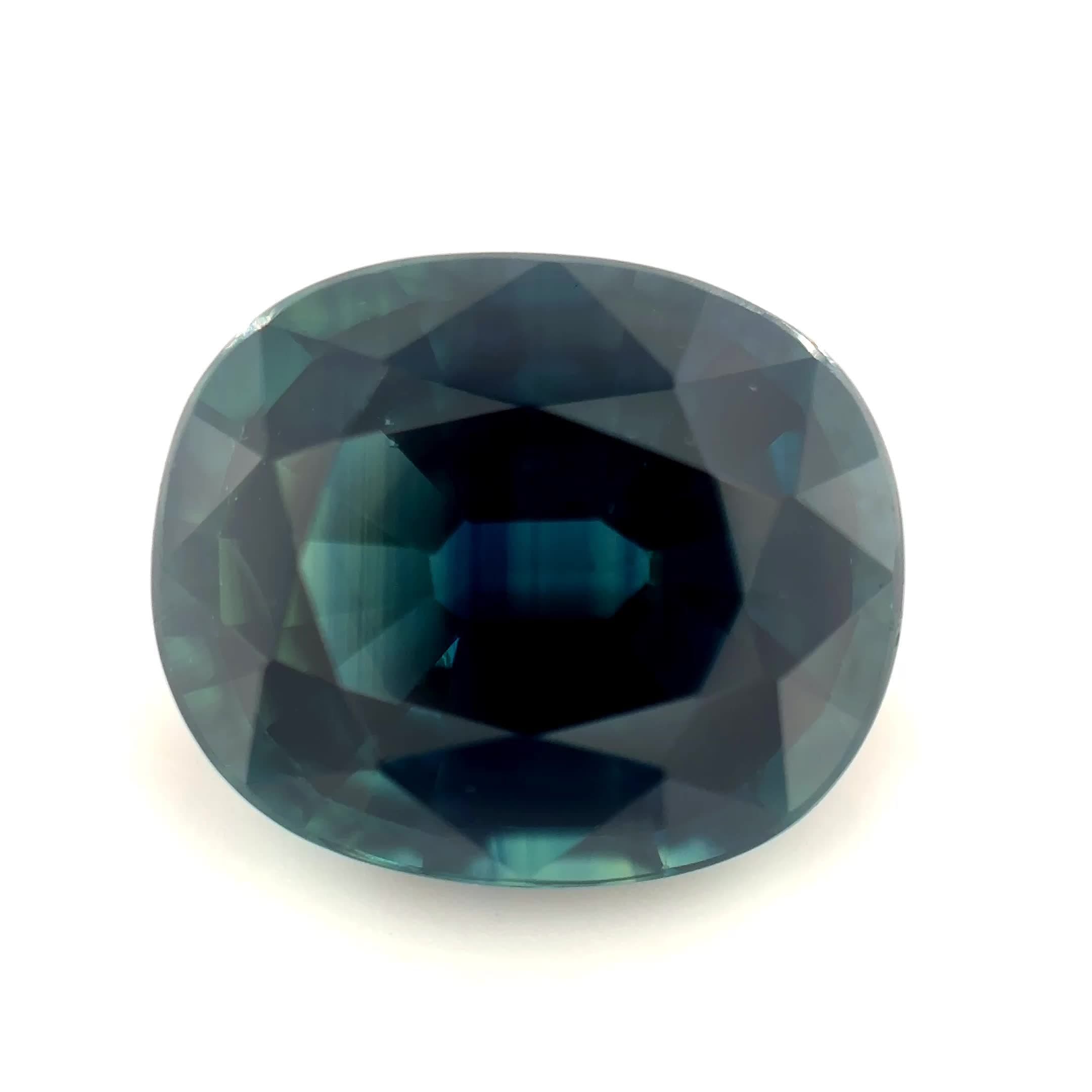 2.5ct Oval Natural Sapphire