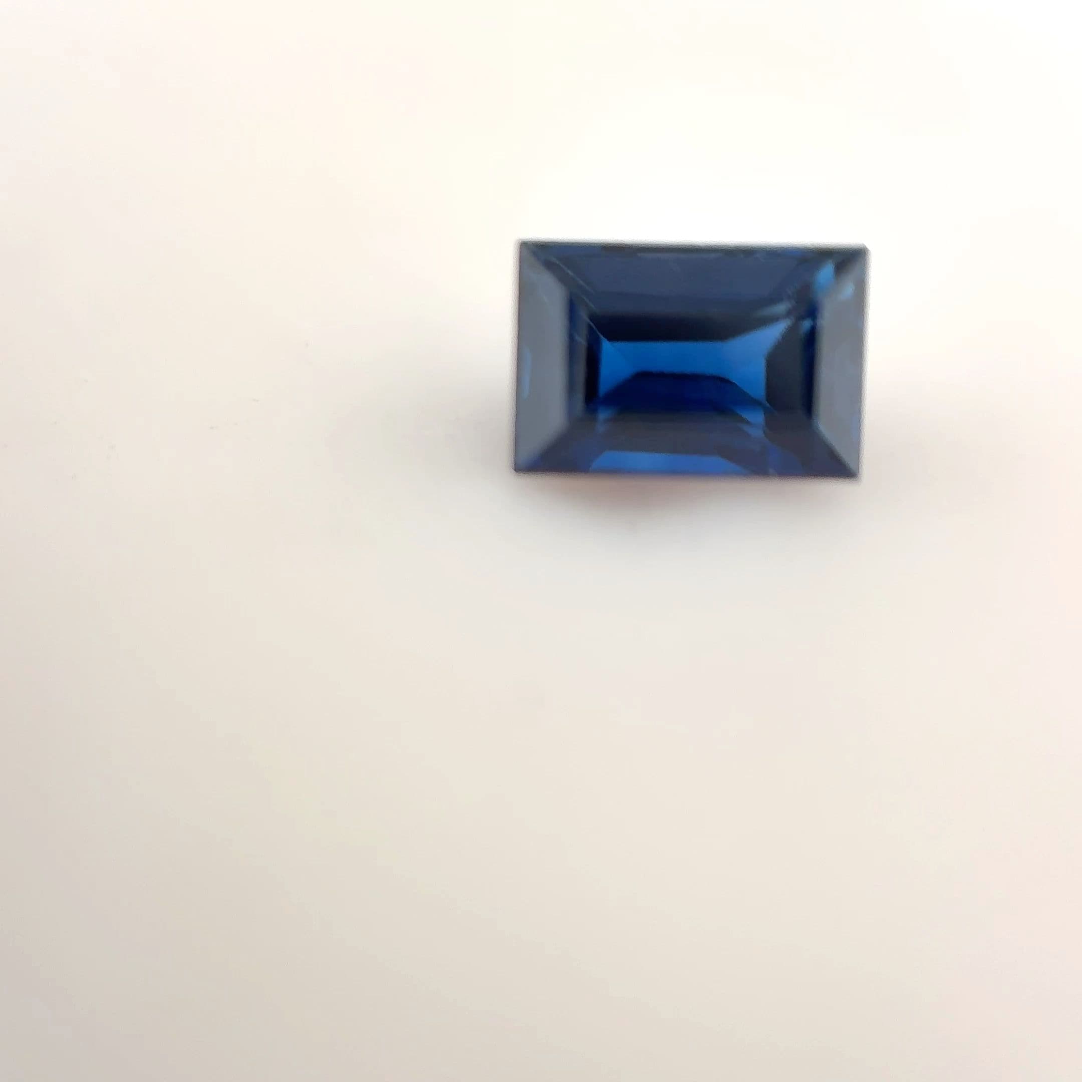 0.77ct Baguette Natural Sapphire