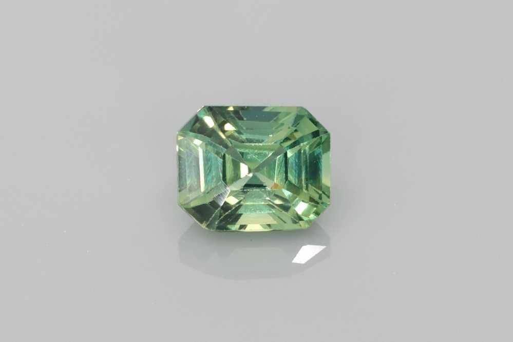 1.17ct Emerald-cut Natural Sapphire