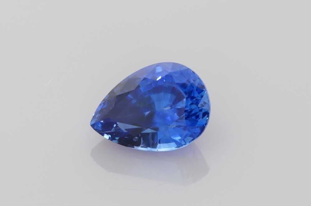 2.25ct Pear Natural Sapphire