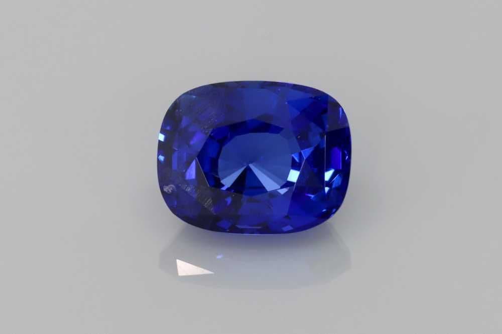 1.69ct Cushion Natural Sapphire