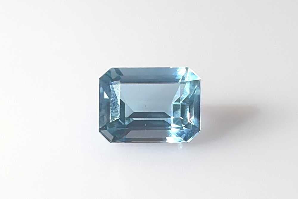 2.2ct Emerald-cut Natural Aquamarine