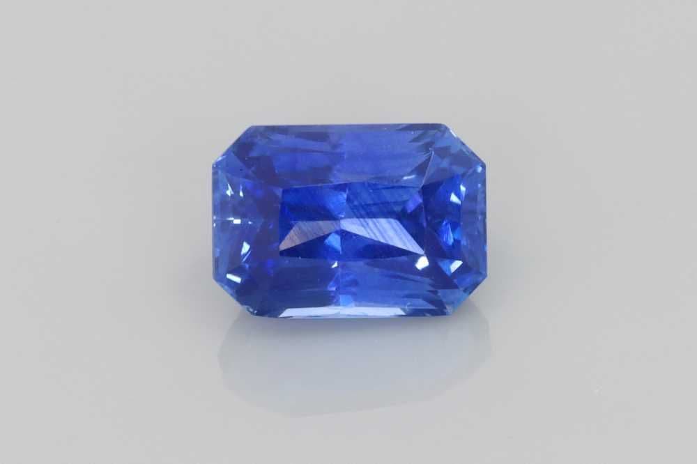 2.22ct Radiant Natural Sapphire
