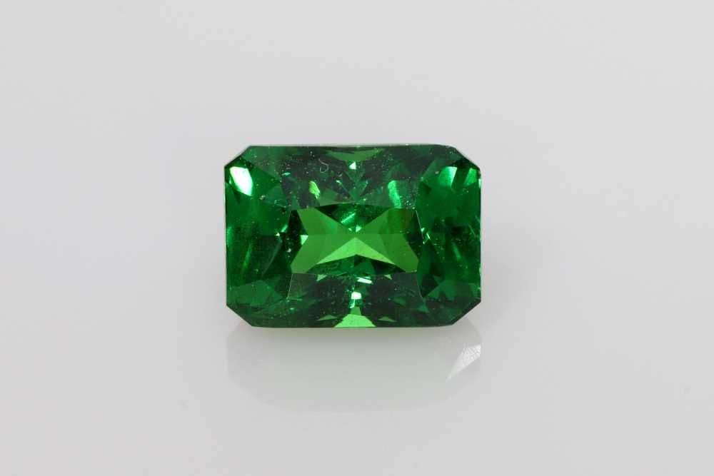 3.17ct Emerald-cut Natural Garnet