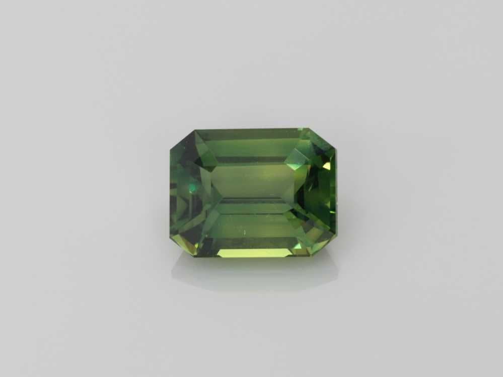 1.6ct Emerald-cut Natural Sapphire