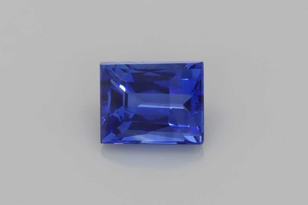 2.01ct Baguette Natural Sapphire