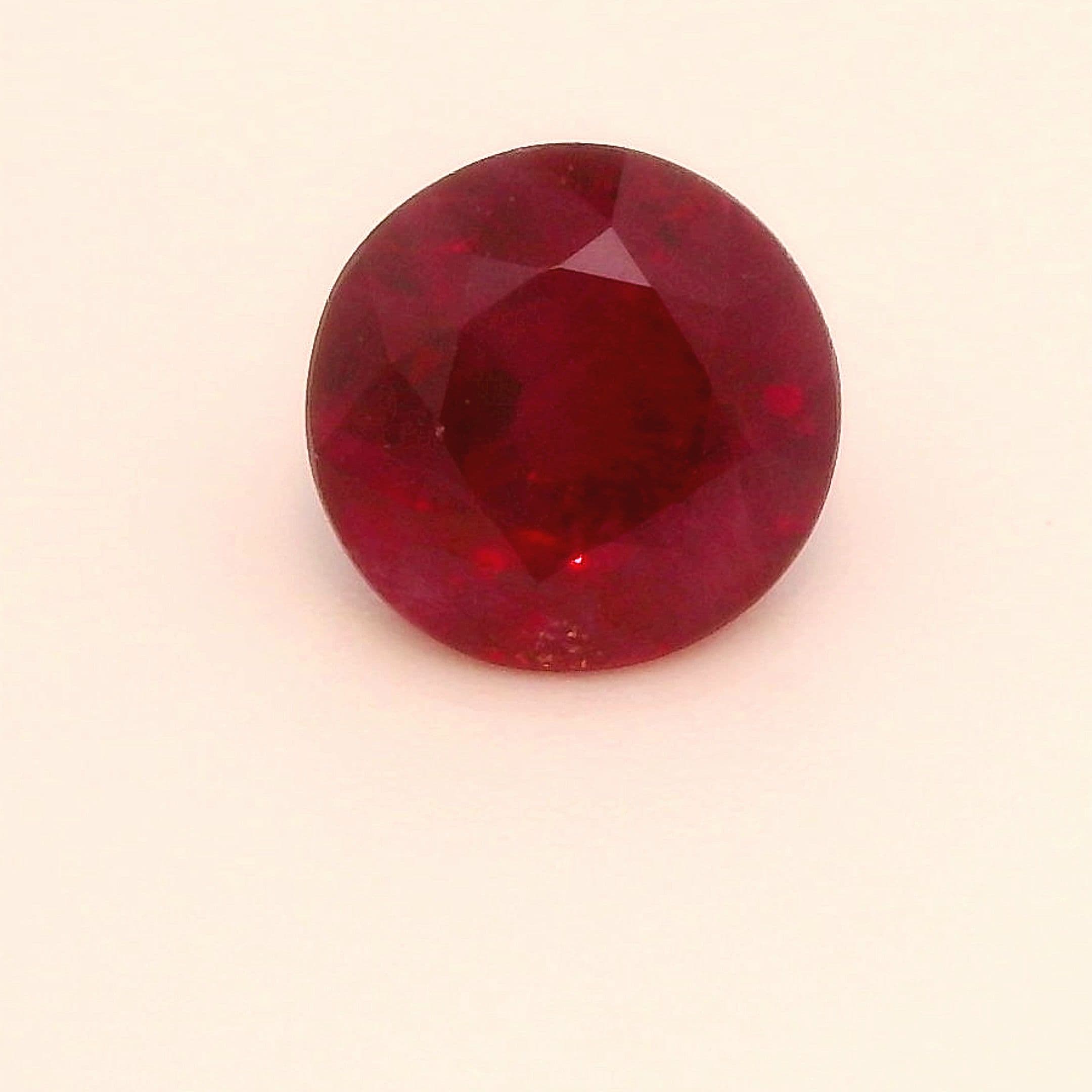 0.77ct Round Natural Ruby