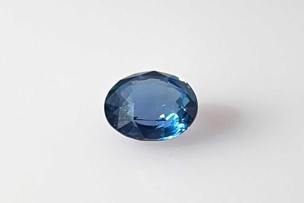 1.58ct Oval Natural Sapphire