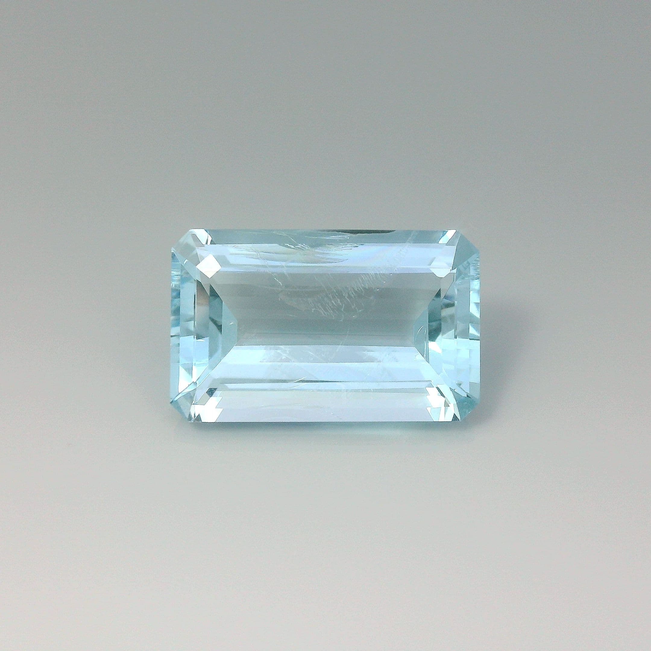 13.74ct Pear Natural Aquamarine