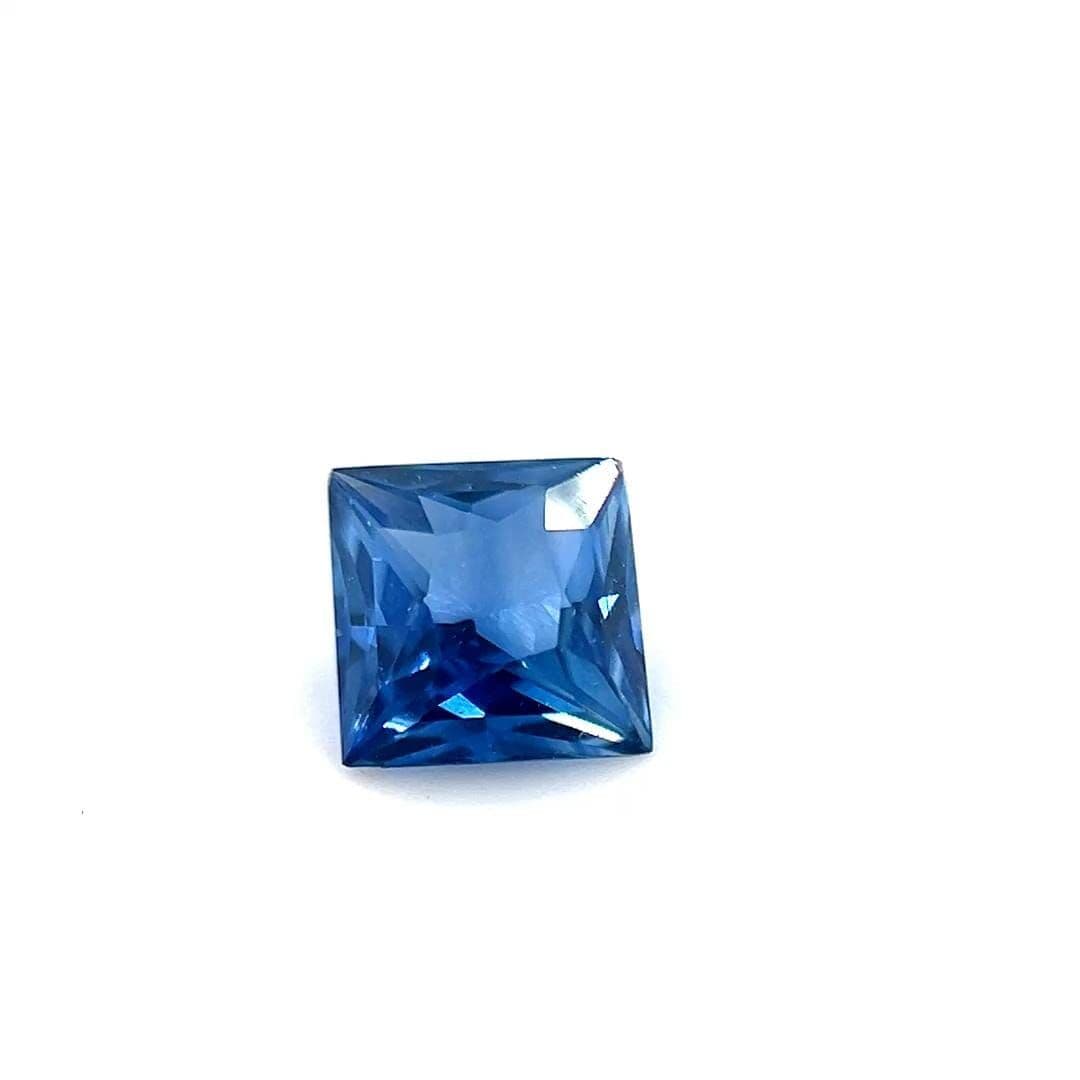 0.86ct Baguette Natural Sapphire