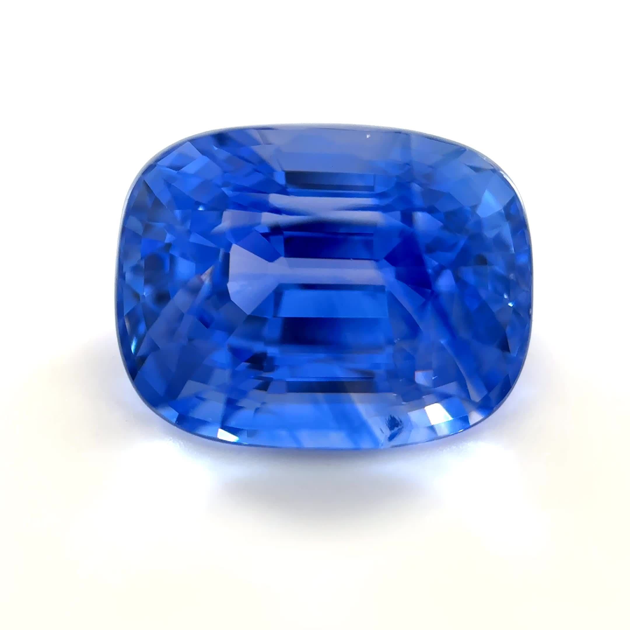 2.9ct Cushion Natural Sapphire