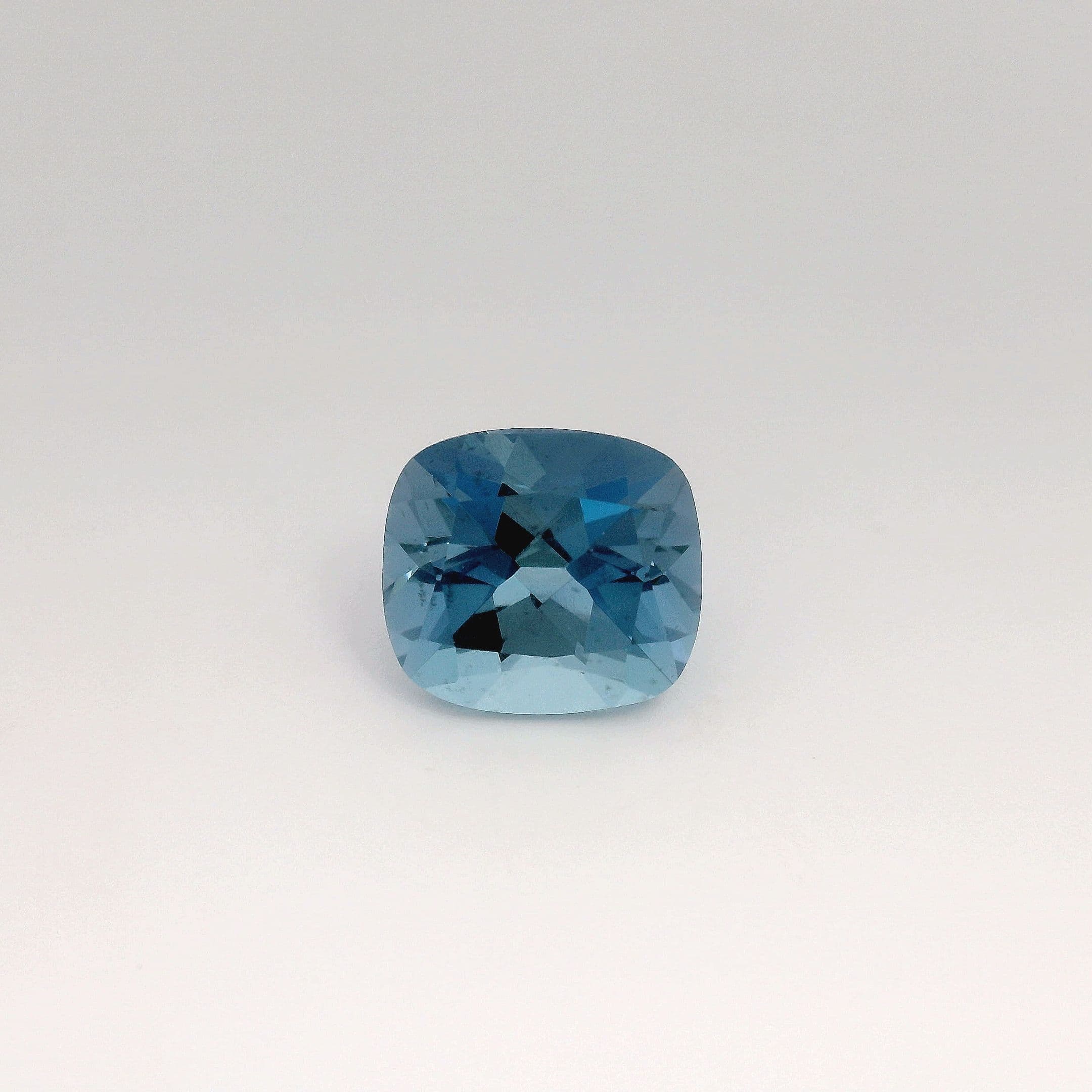 4.66ct Cushion Natural Aquamarine