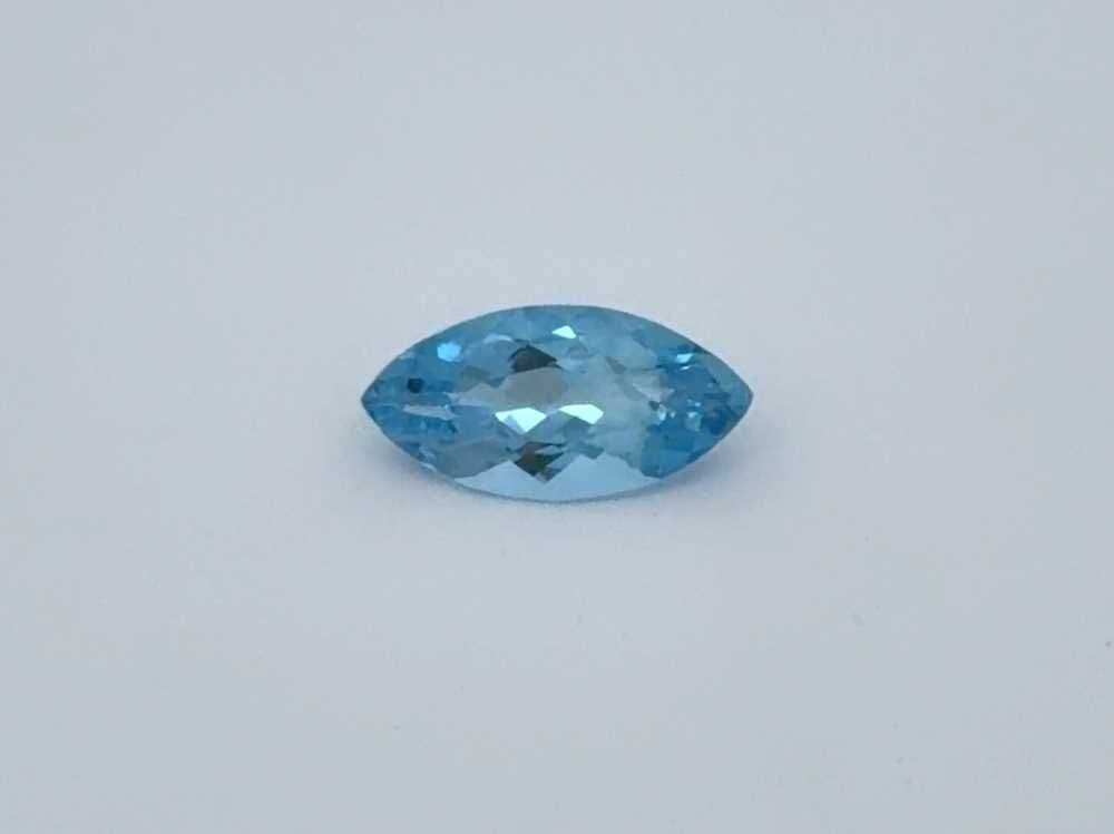 1.35ct Marquise Natural Aquamarine