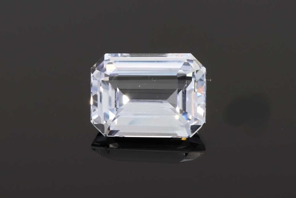 2.06ct Emerald-cut Natural Sapphire