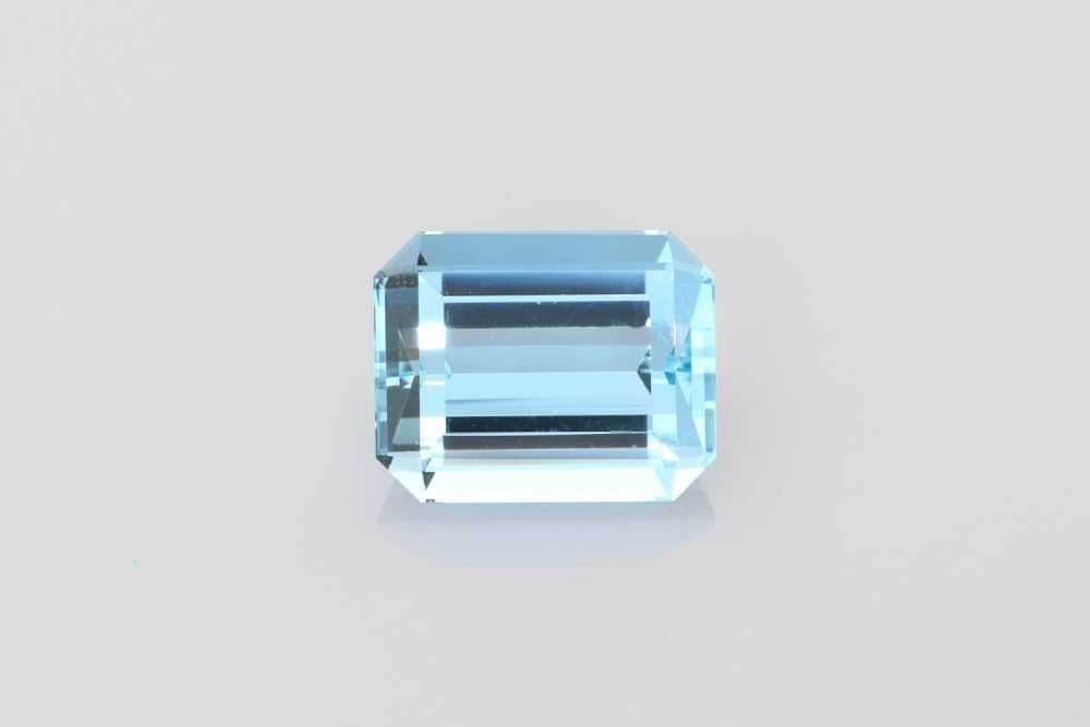 3.09ct Emerald-cut Natural Aquamarine