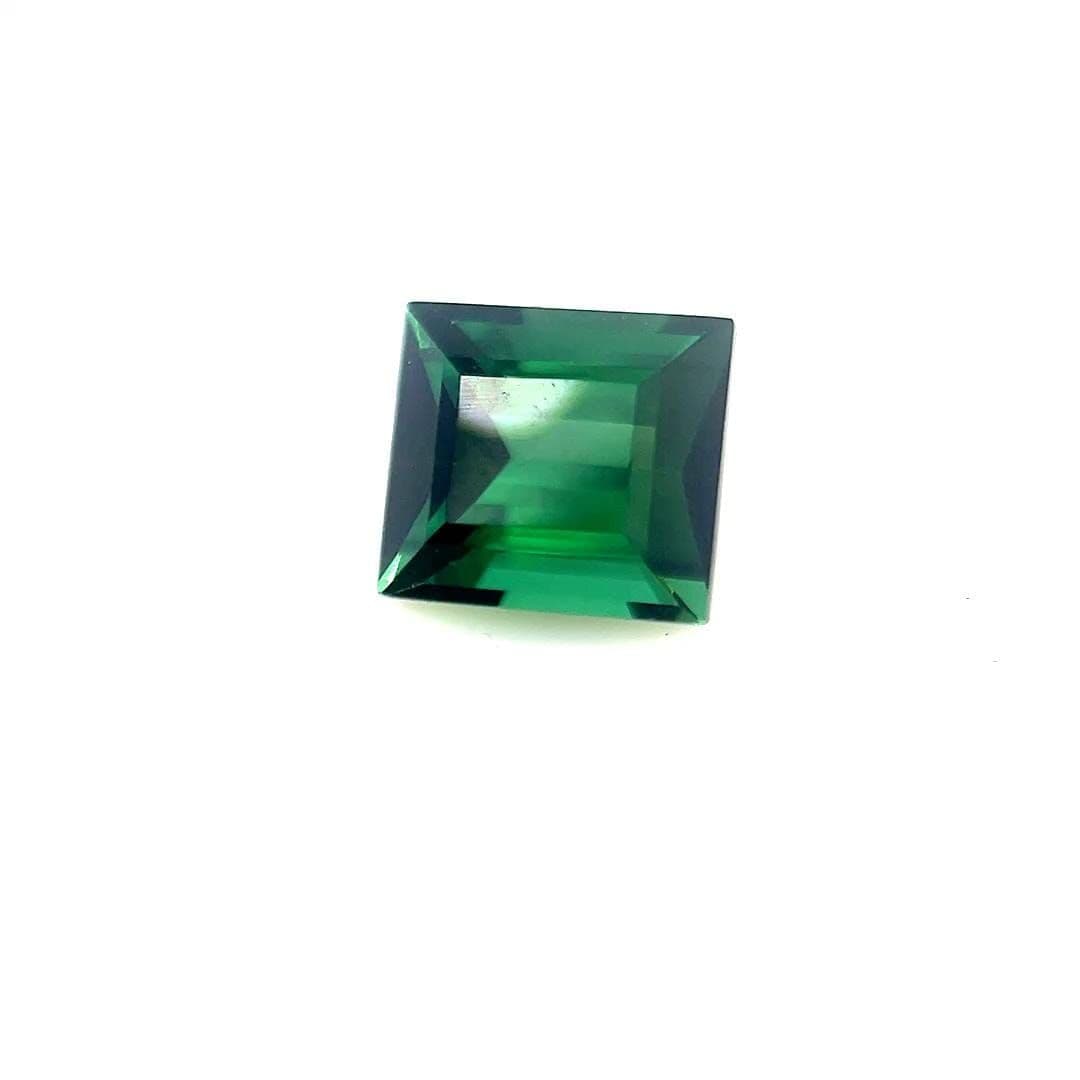1.5ct Baguette Natural Tourmaline
