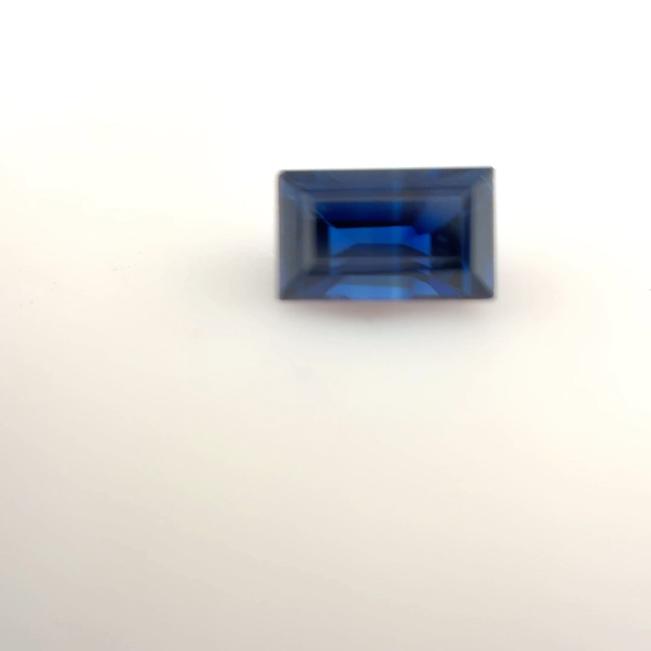 0.65ct Baguette Natural Sapphire