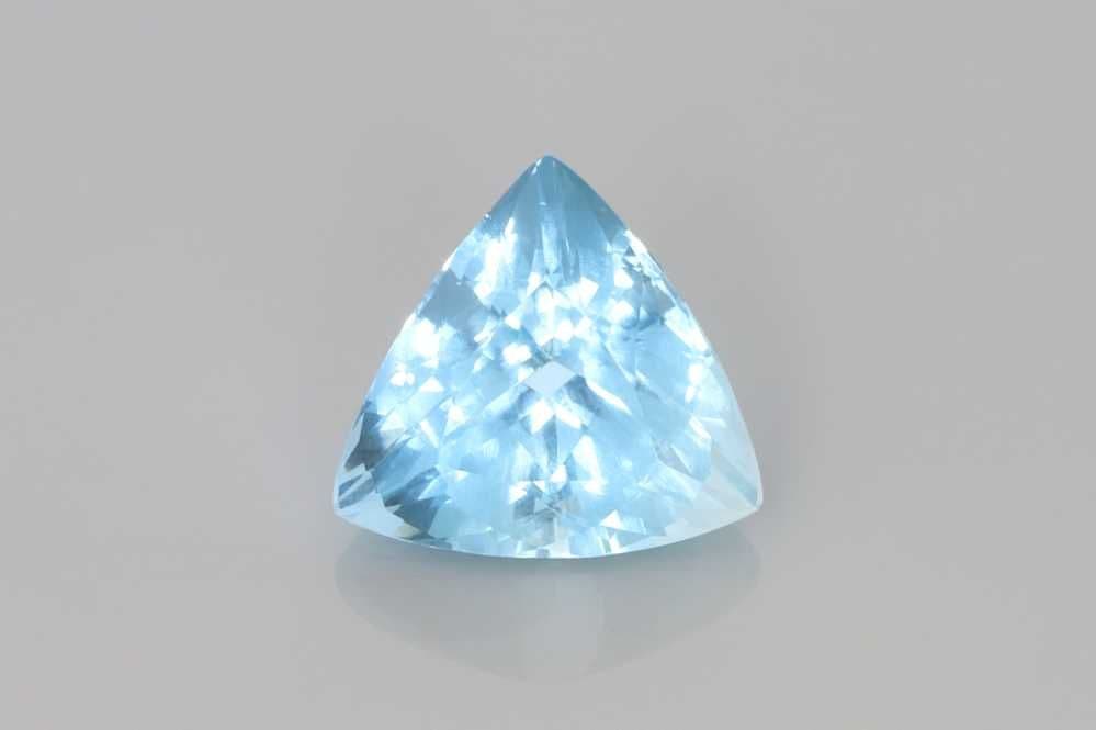 2.92ct Trilliant Natural Aquamarine
