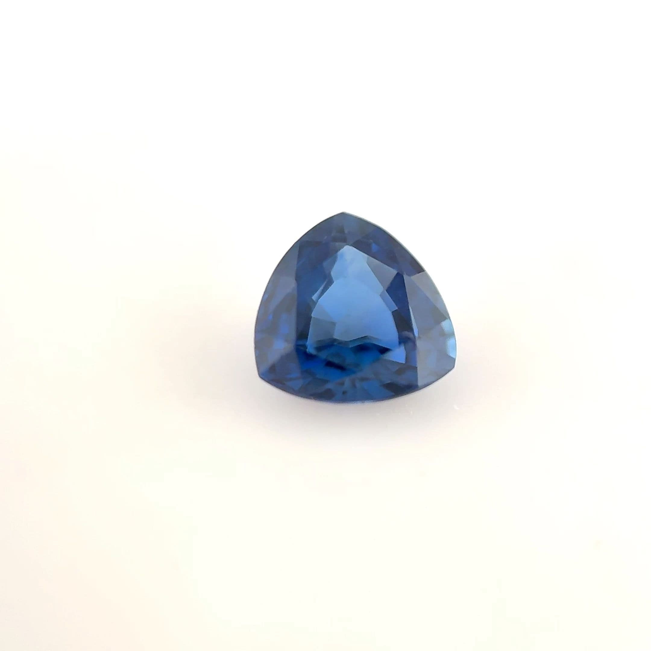 0.87ct Trilliant Natural Sapphire